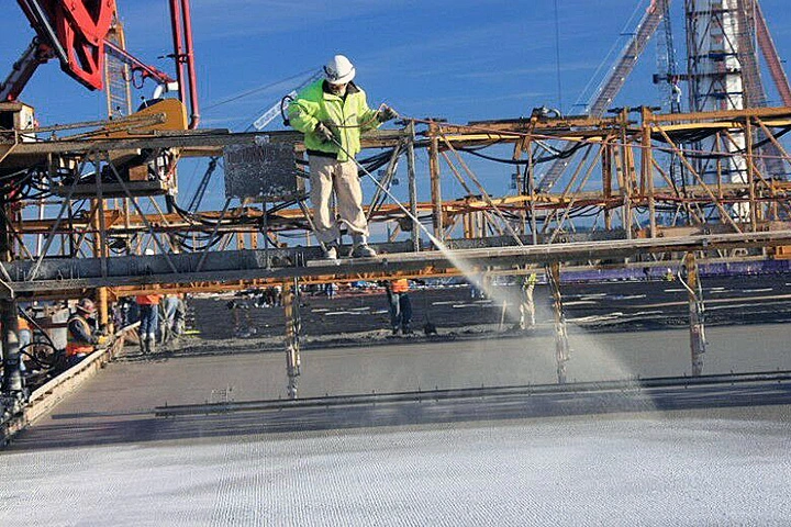 Выдерживание и уход за бетоном